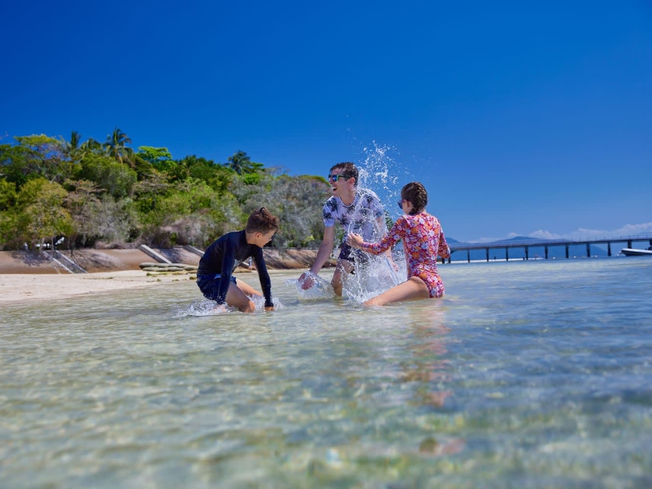 Green Island Full-Day Tour, 11am Departure – Big Cat